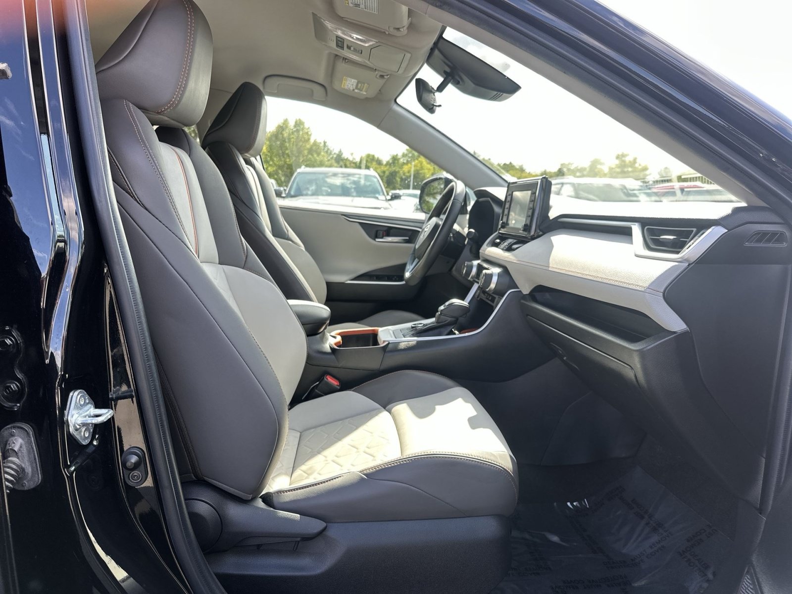Used 2022 Toyota RAV4 Adventure AWD/4WD image 27