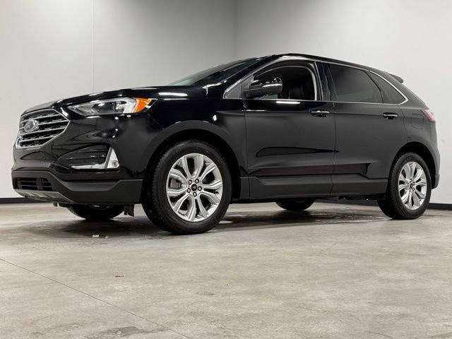 Certified 2024 Ford Edge Titanium image 5
