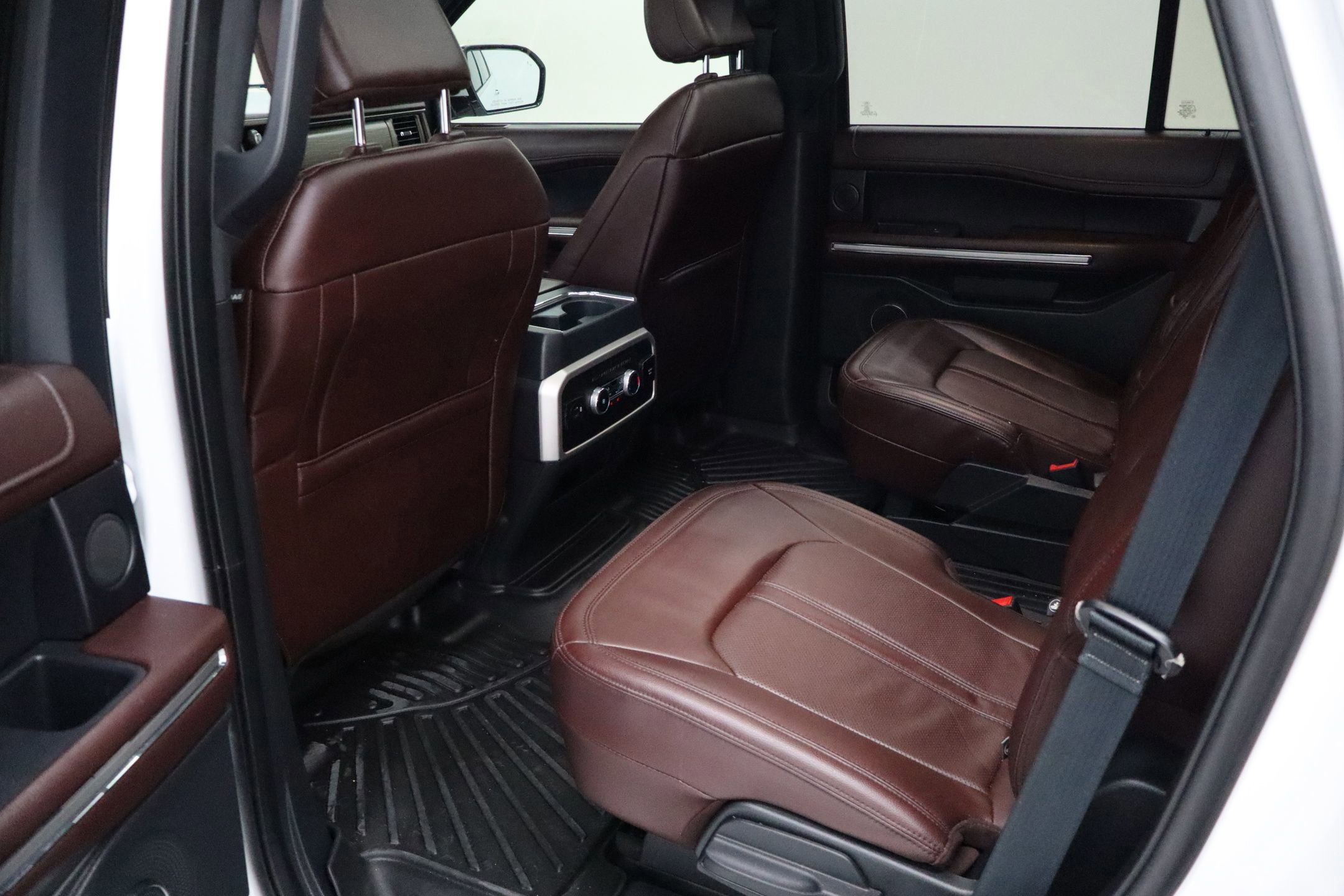 Certified 2022 Ford Expedition Limited image 24