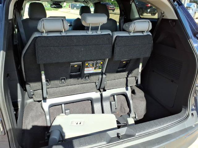 Used 2025 Toyota Sienna XLE FWD image 5