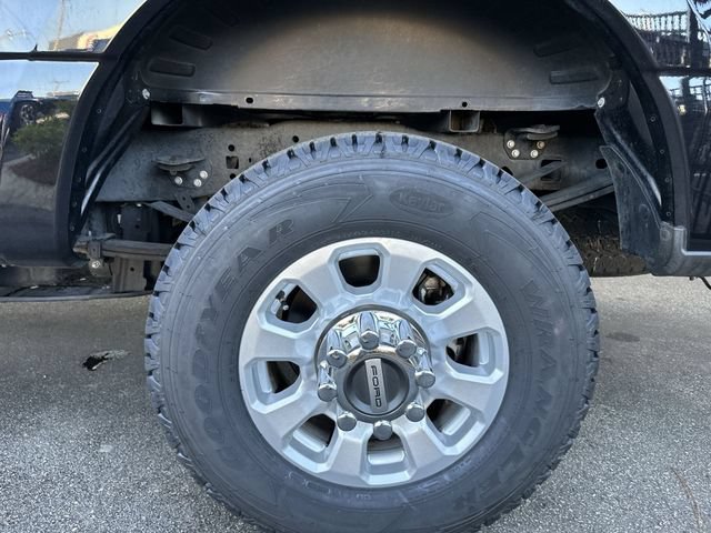 Certified 2023 Ford F250 XLT w/ FX4 Off-Road Package AWD/4WD image 10