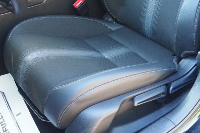 Used 2025 Honda Civic Sport image 17