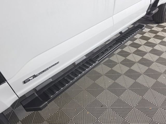 Certified 2025 Ford F350 Lariat w/ Black Appearance Package image 9