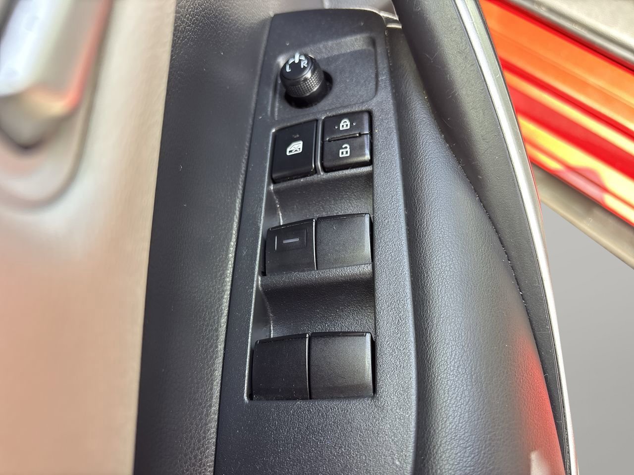 Used 2021 Toyota Corolla SE FWD image 17
