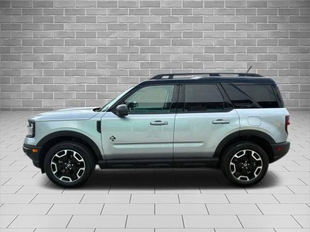 Certified 2023 Ford Bronco Sport Outer Banks w/ Tech Package AWD/4WD image 2