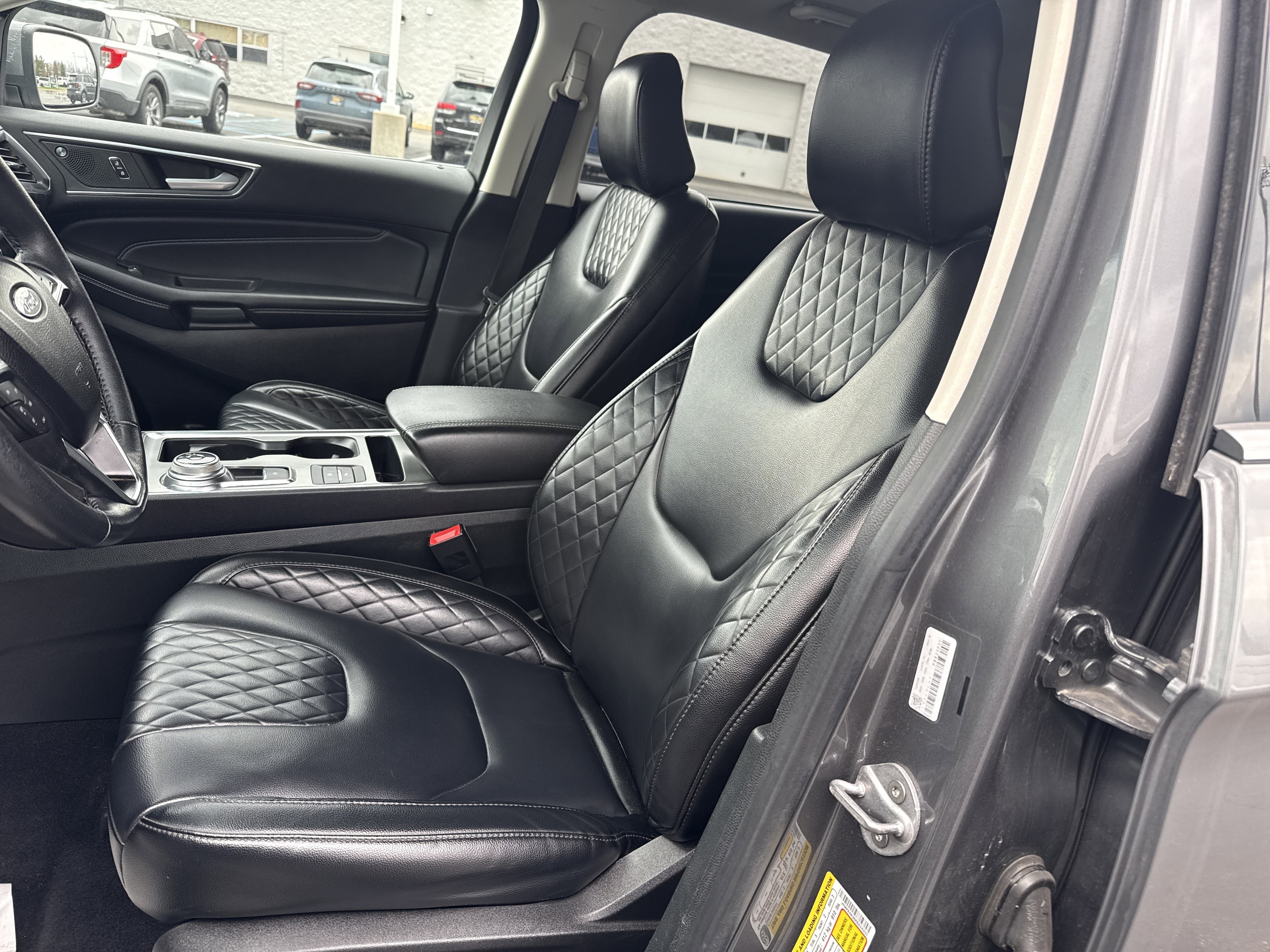 Certified 2023 Ford Edge Titanium AWD/4WD image 18