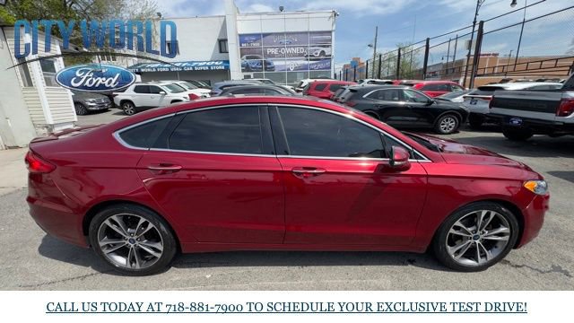 Certified 2019 Ford Fusion Titanium AWD/4WD image 4
