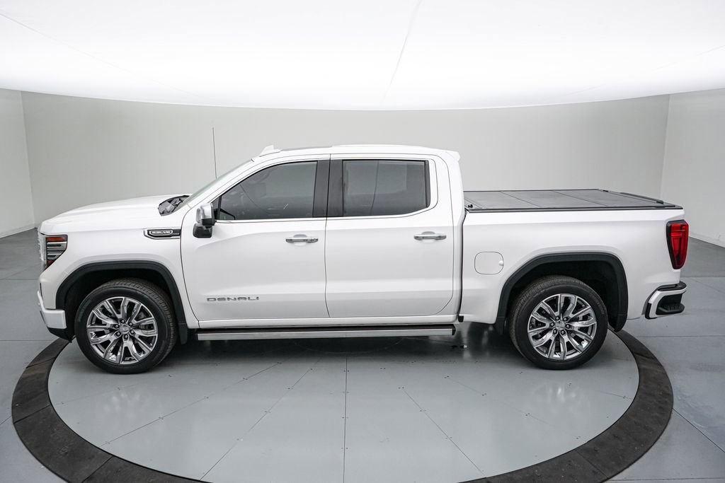Used 2024 GMC Sierra 1500 Denali w/ Denali Reserve Package AWD/4WD image 9