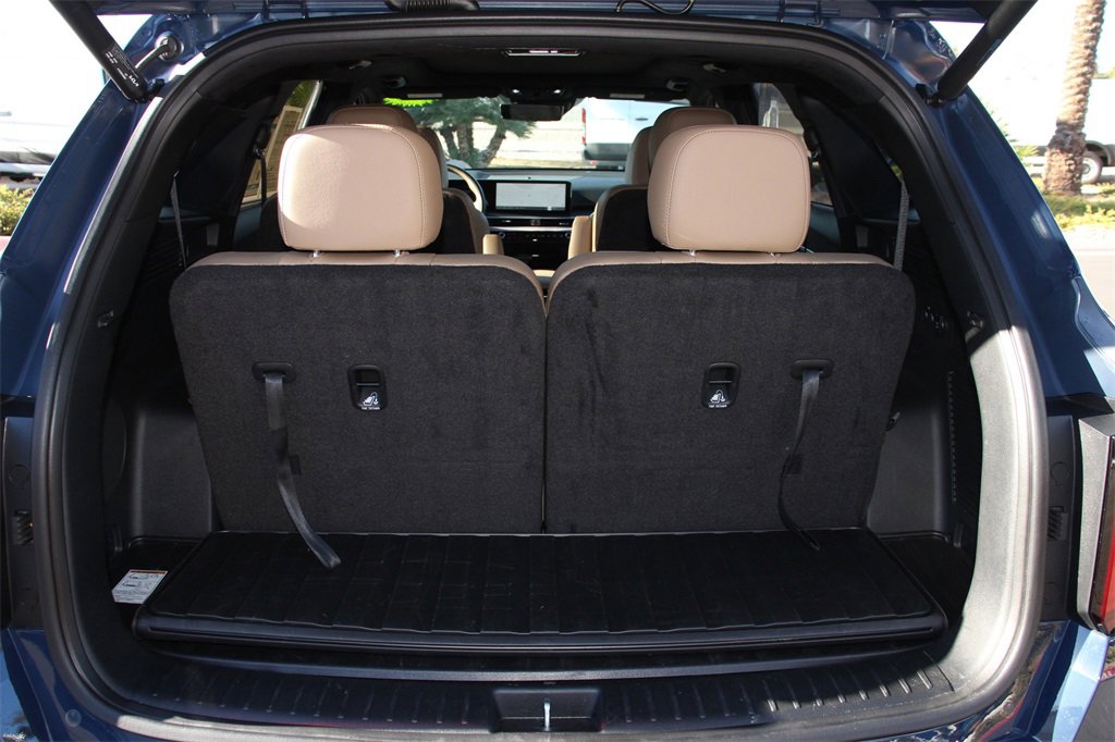 Used 2024 Kia Sorento SX Prestige w/ Olive Brown Leather Package image 25