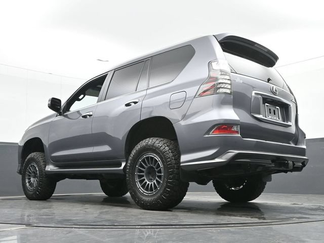 Used 2023 Lexus GX 460 Premium AWD/4WD image 40