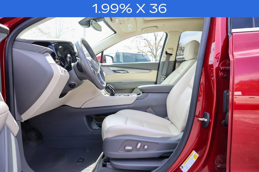 Used 2021 Cadillac XT5 Premium Luxury w/ LPO, Floor Liner Package AWD/4WD image 32
