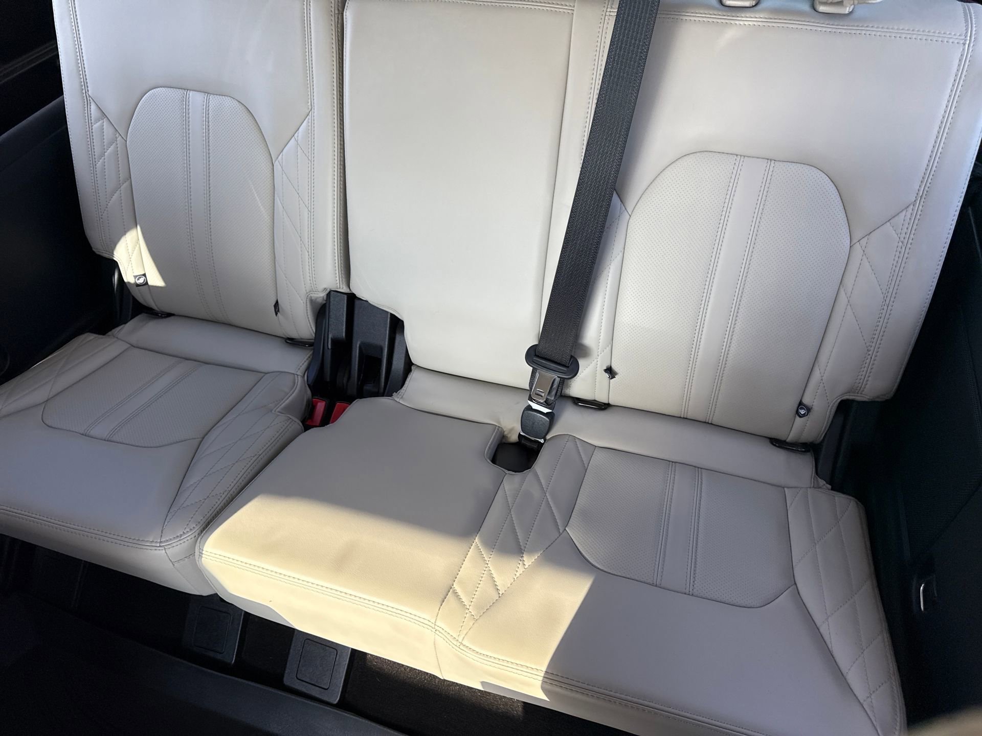 Certified 2020 Ford Expedition Platinum image 35