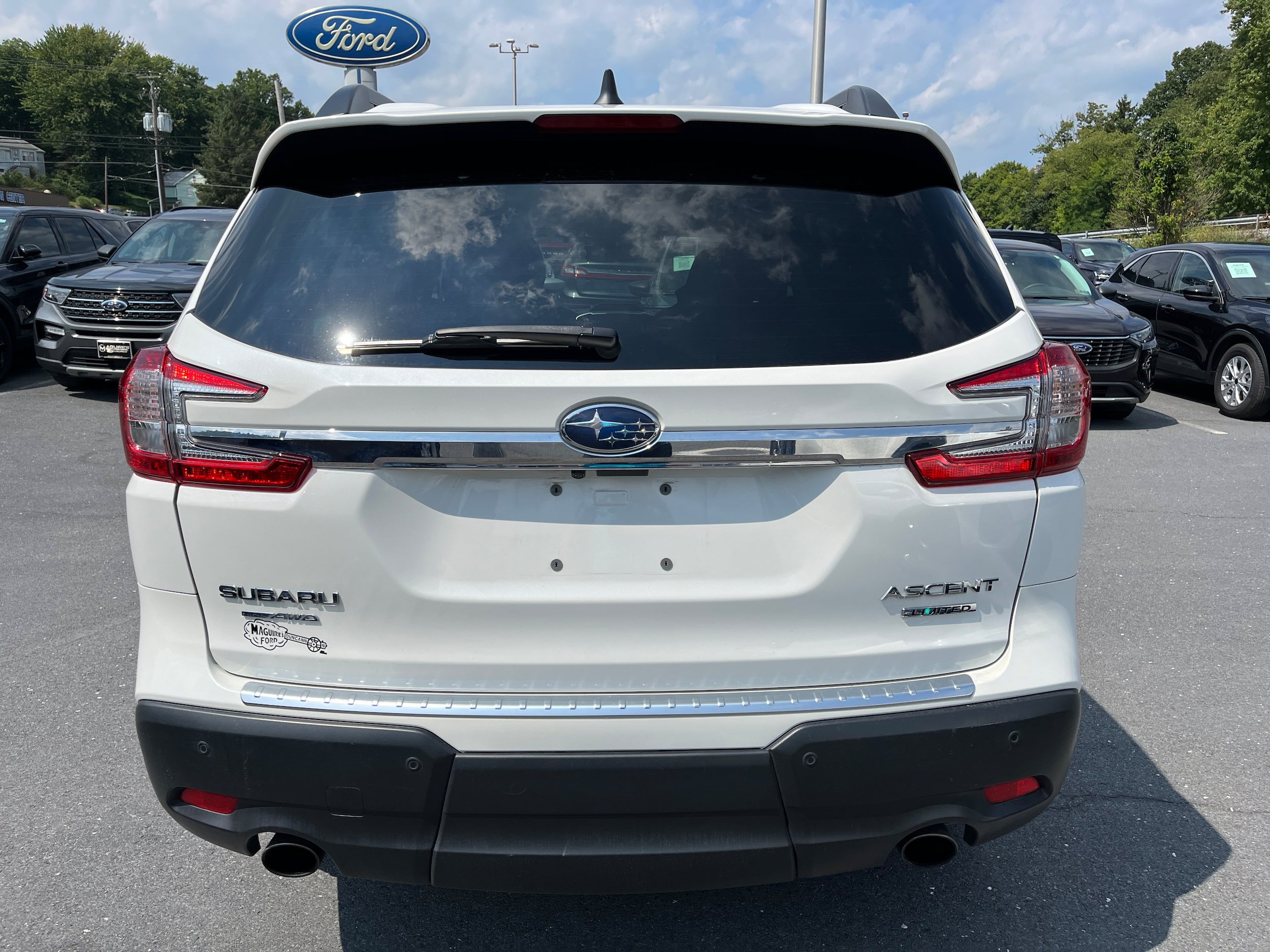 Used 2024 Subaru Ascent Limited AWD/4WD image 7
