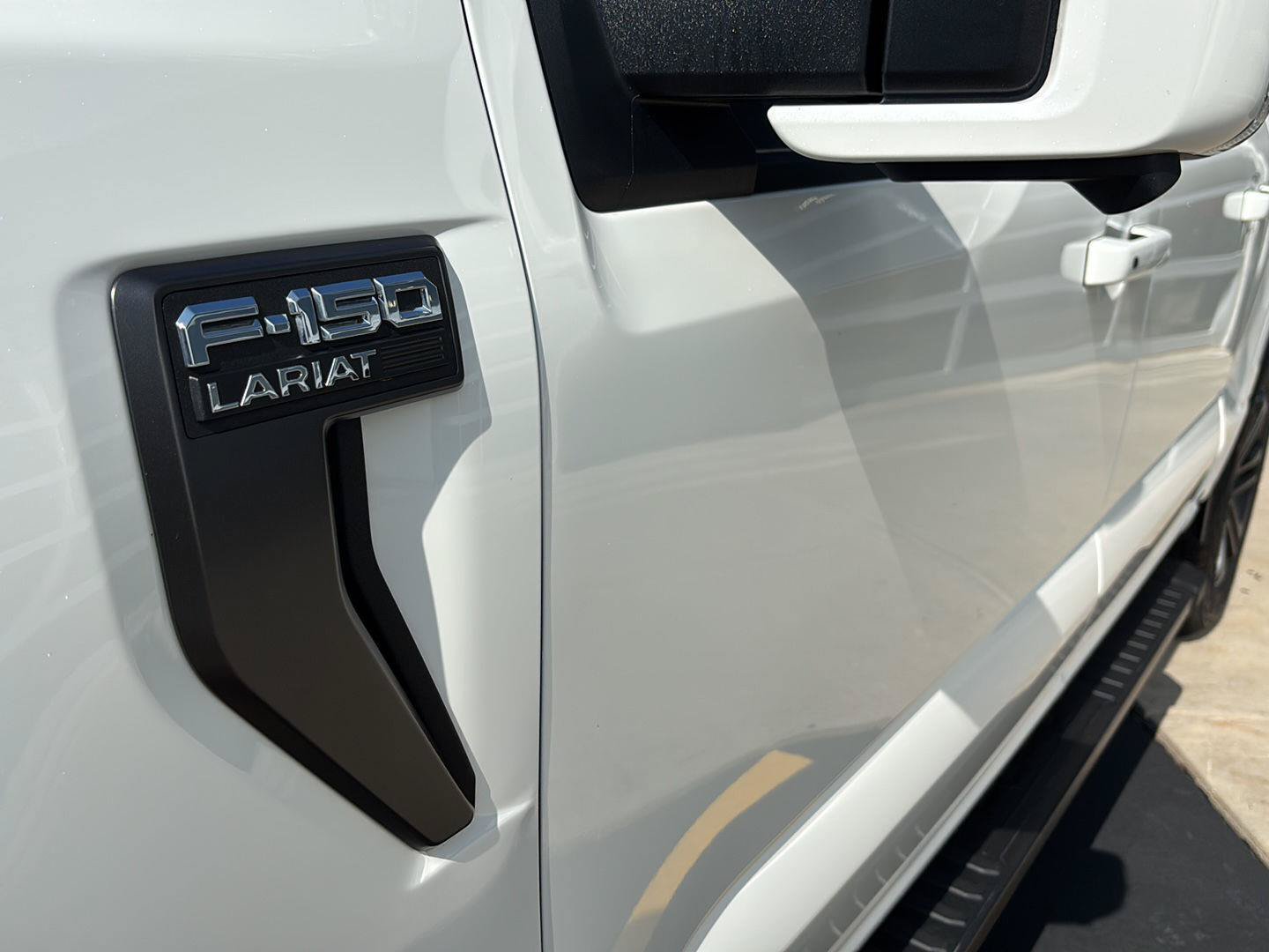 Certified 2022 Ford F150 Lariat w/ Equipment Group 502A High AWD/4WD image 8