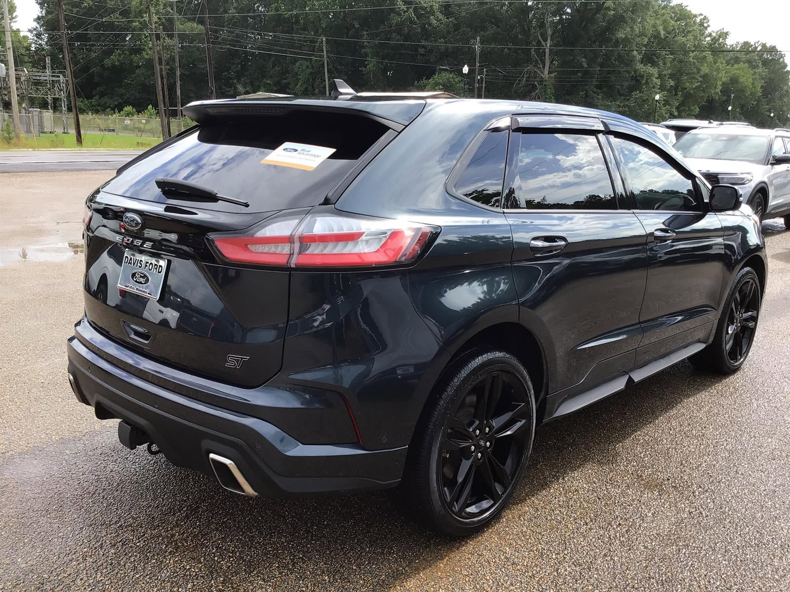 Certified 2024 Ford Edge ST w/ Equipment Group 401A AWD/4WD image 8