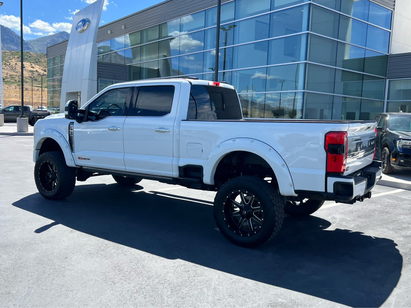 Certified 2024 Ford F350 Platinum AWD/4WD image 11