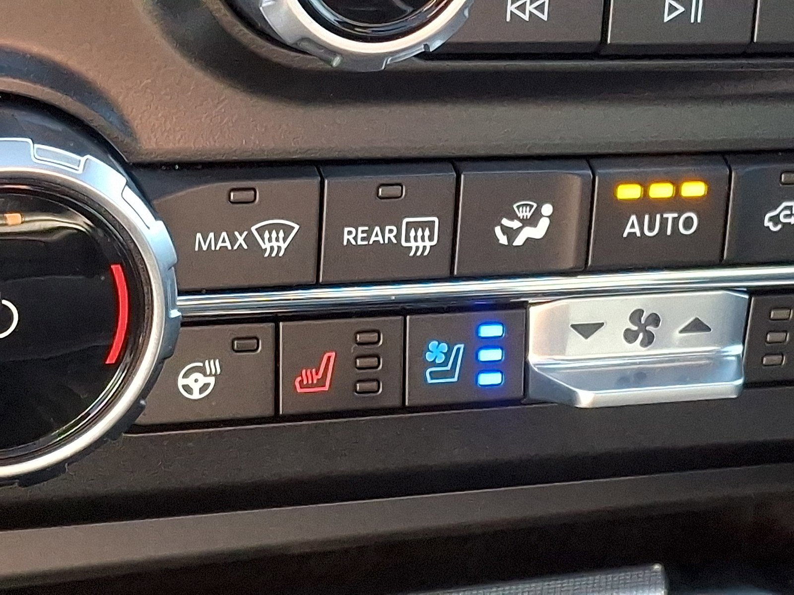 Certified 2024 Ford F250 Platinum AWD/4WD image 24