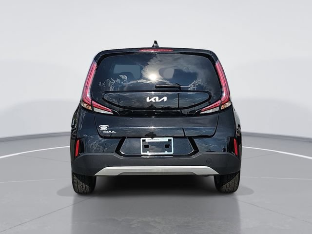 Used 2024 Kia Soul S FWD image 4