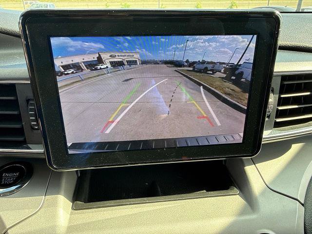 Certified 2023 Ford Explorer XLT w/ Equipment Group 202A AWD/4WD image 27
