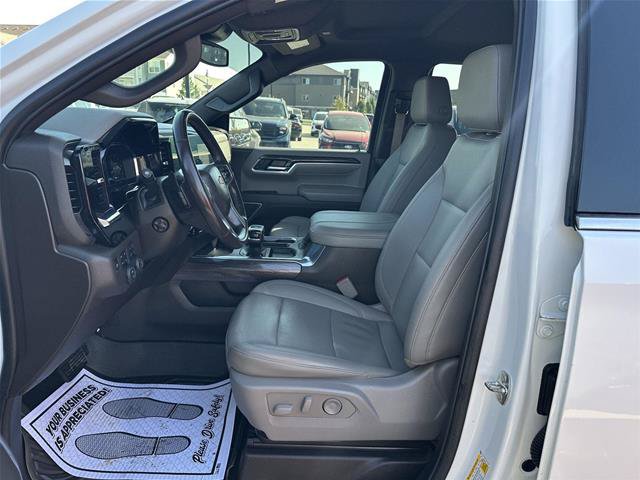 Used 2023 Chevrolet Silverado 1500 LTZ AWD/4WD image 16