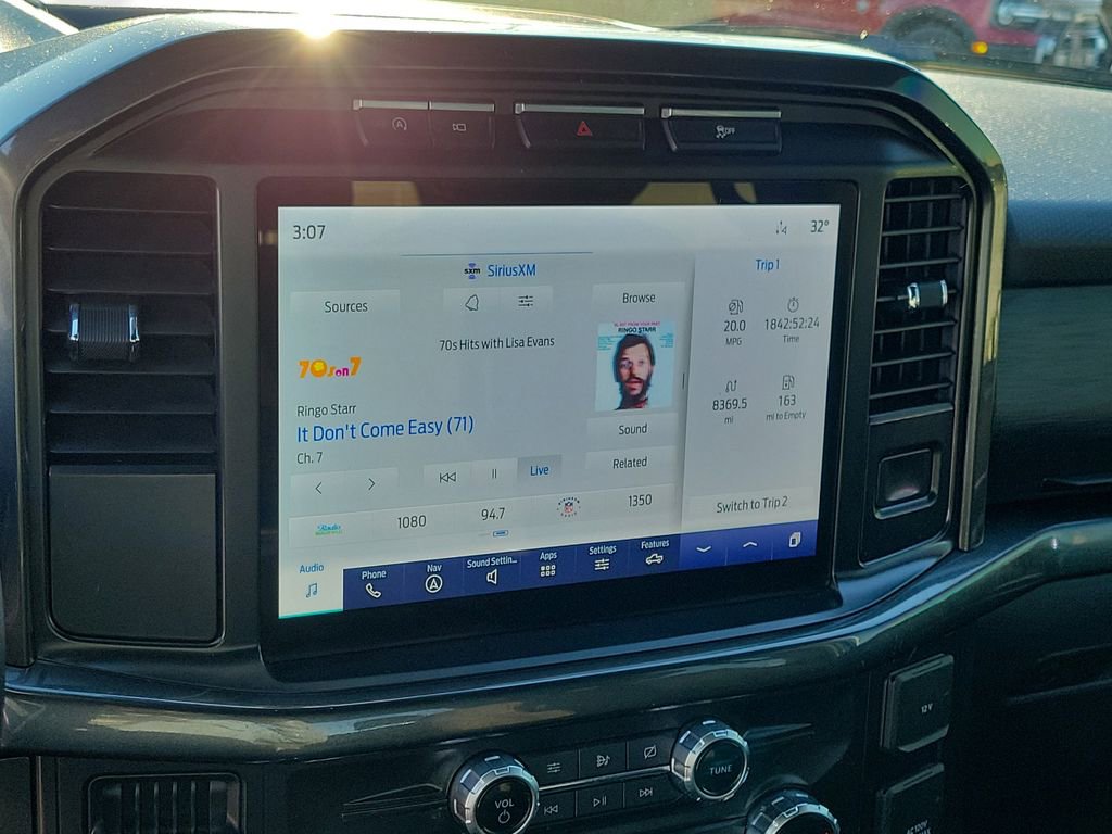 Certified 2021 Ford F150 XLT w/ Equipment Group 302A High image 27