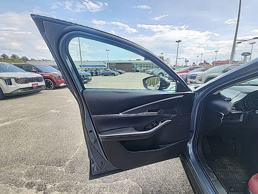Used 2024 MAZDA CX-30 AWD 2.5 S w/ Preferred Package image 12