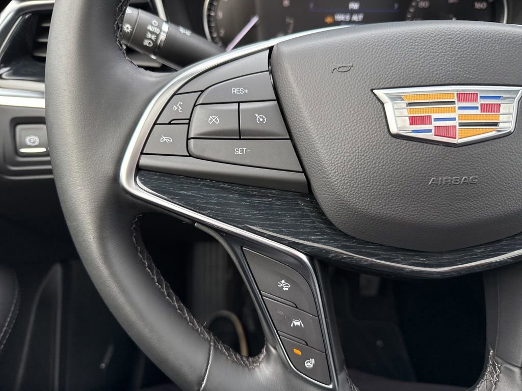 Used 2025 Cadillac XT5 Premium Luxury image 22