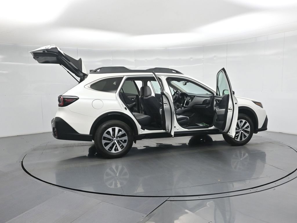 Used 2021 Subaru Outback Premium image 32
