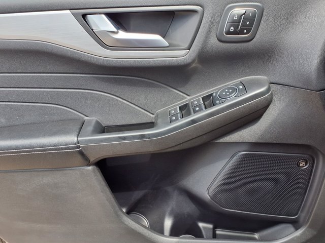 Certified 2023 Ford Escape Platinum w/ Premium Technology Package AWD/4WD image 19