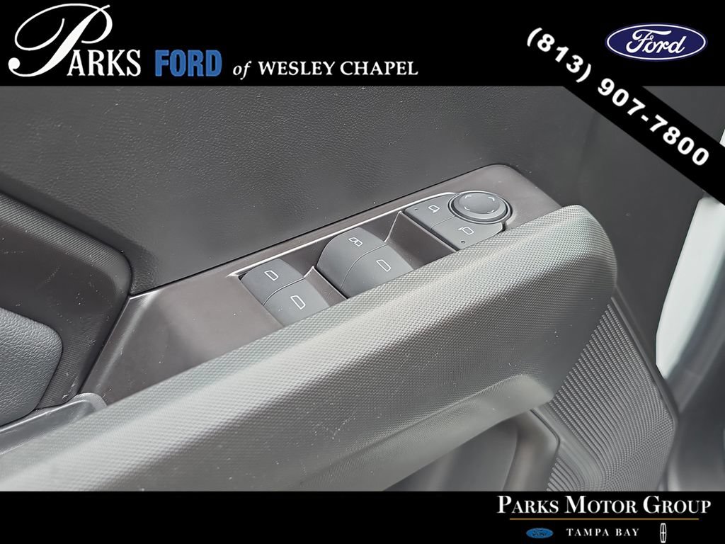 Used 2024 Chevrolet Colorado LT RWD image 17