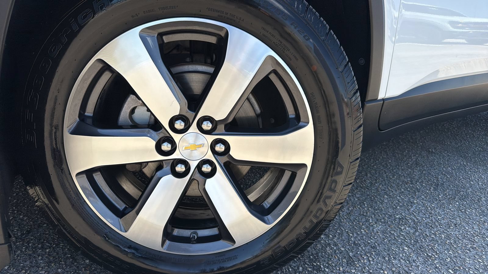 Used 2018 Chevrolet Traverse LT w/ LPO, Cargo Package FWD image 28