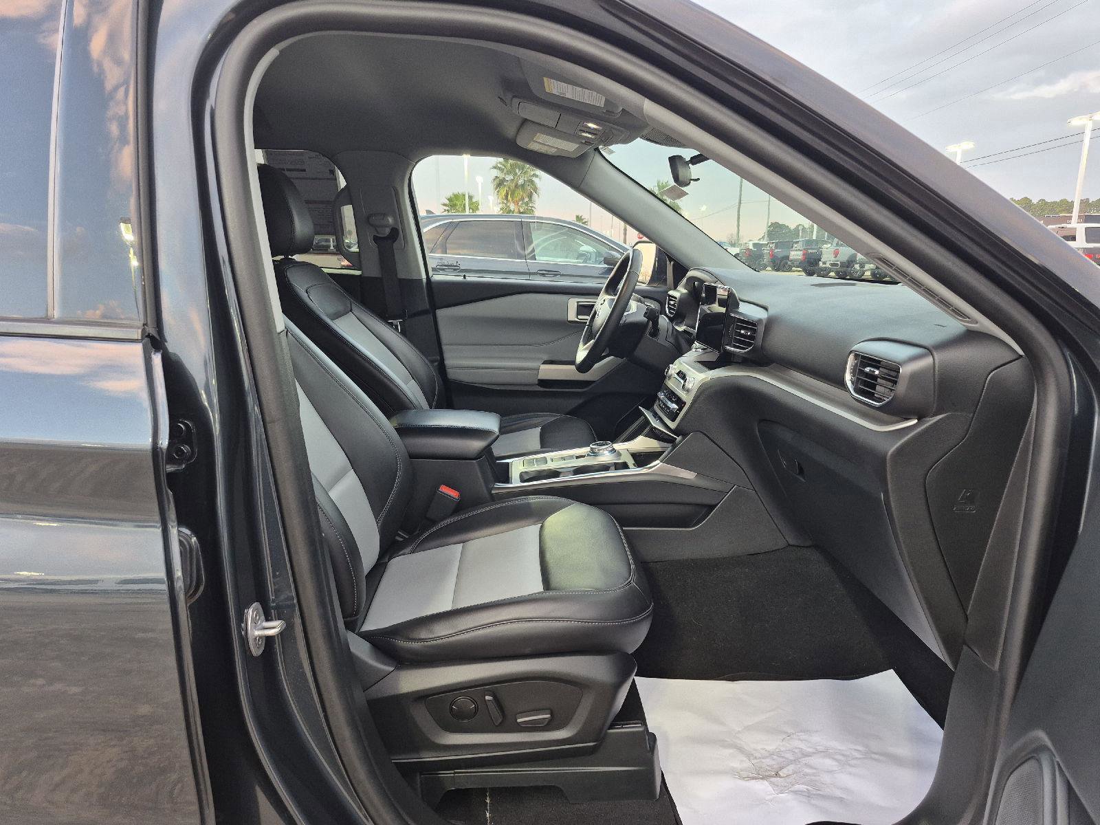 Certified 2023 Ford Explorer XLT w/ Equipment Group 202A image 24