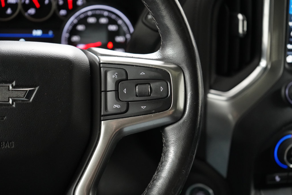Used 2022 Chevrolet Silverado 1500 RST w/ Convenience Package II AWD/4WD image 18