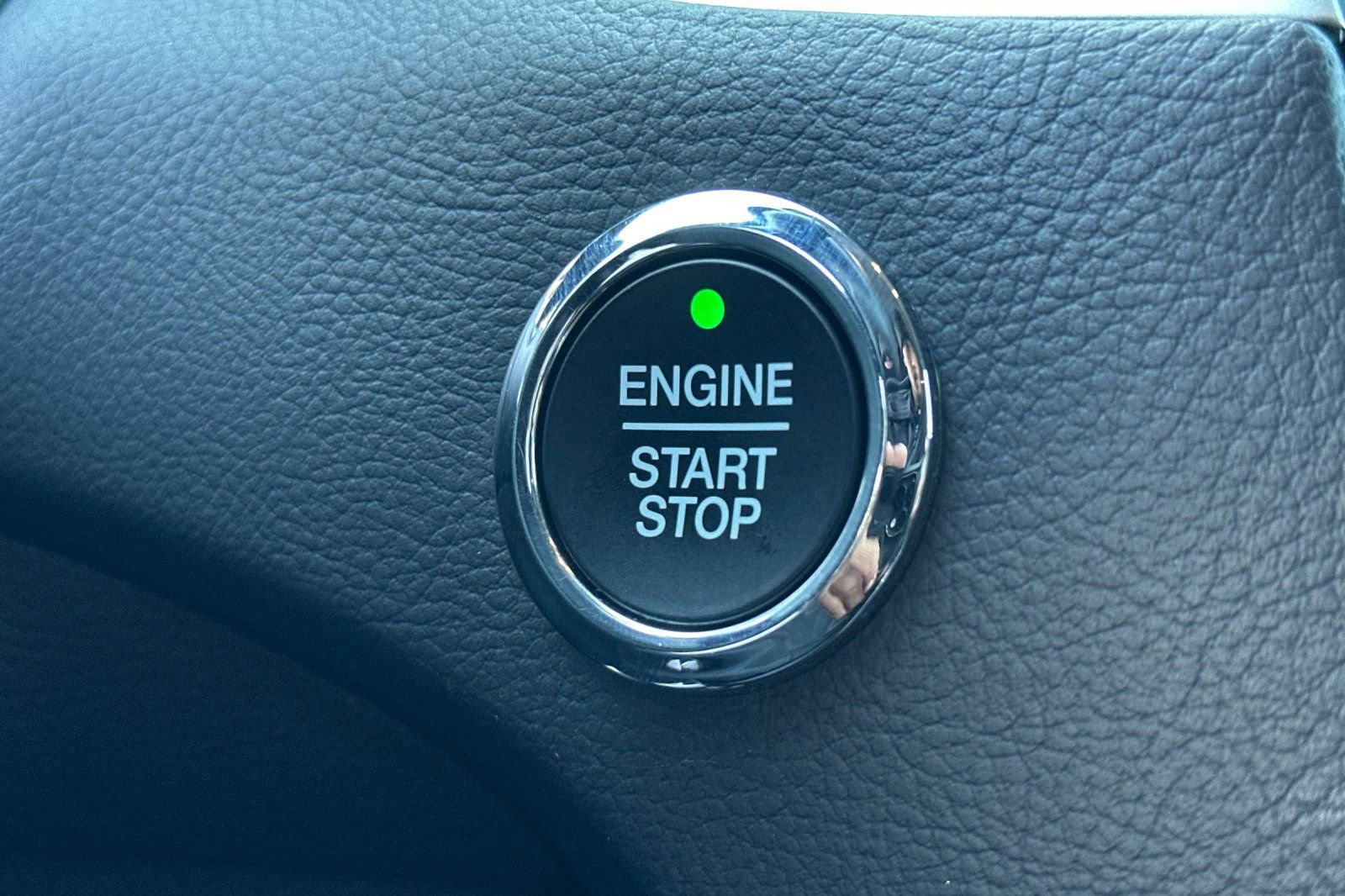 Certified 2024 Ford Edge SEL image 24