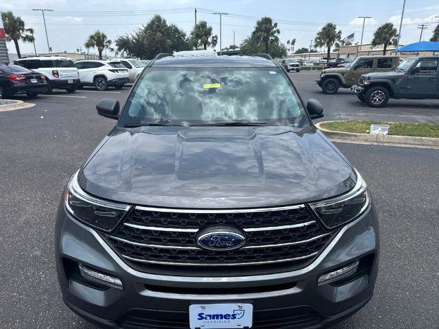 Certified 2023 Ford Explorer XLT w/ Equipment Group 202A RWD image 6