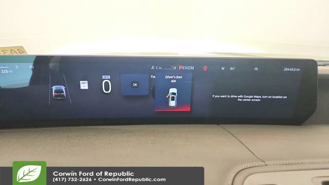 Certified 2025 Ford Expedition Platinum w/ Driver's Package image 16