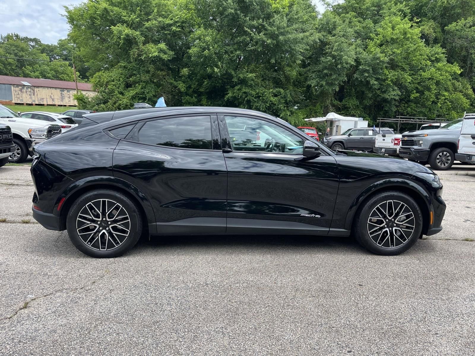 Certified 2025 Ford Mustang Mach-E Premium AWD/4WD image 2