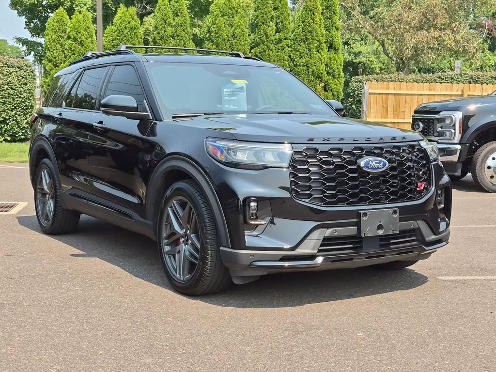 Certified 2025 Ford Explorer ST AWD/4WD image 16