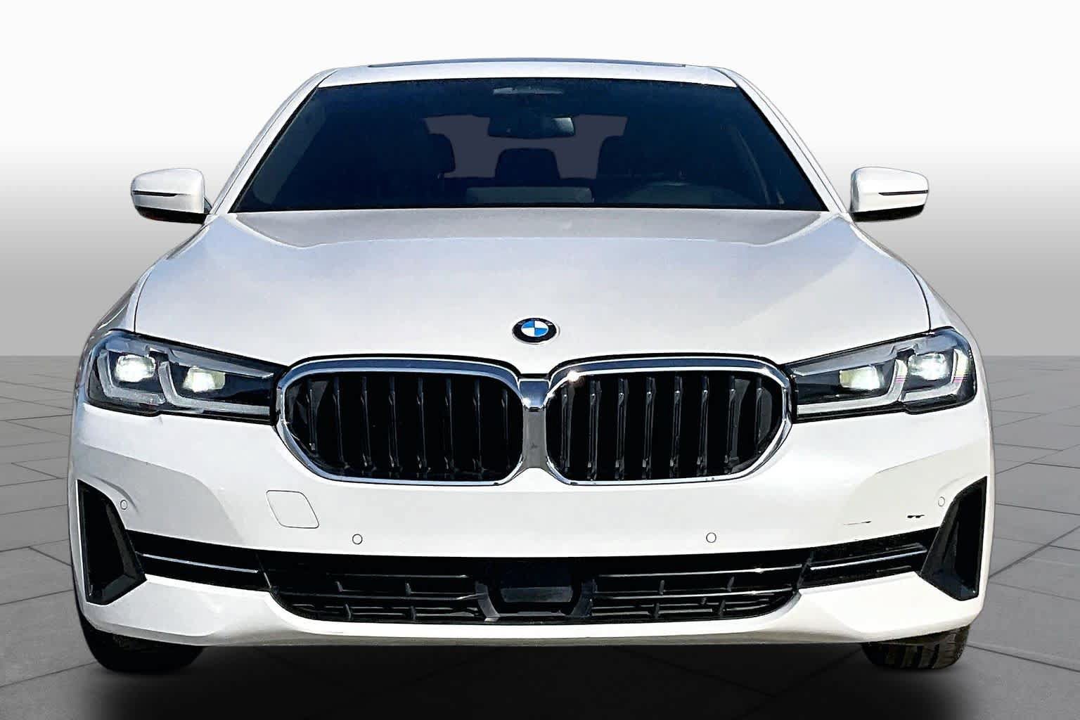 Used 2022 BMW 530i w/ Executive Package RWD image 4