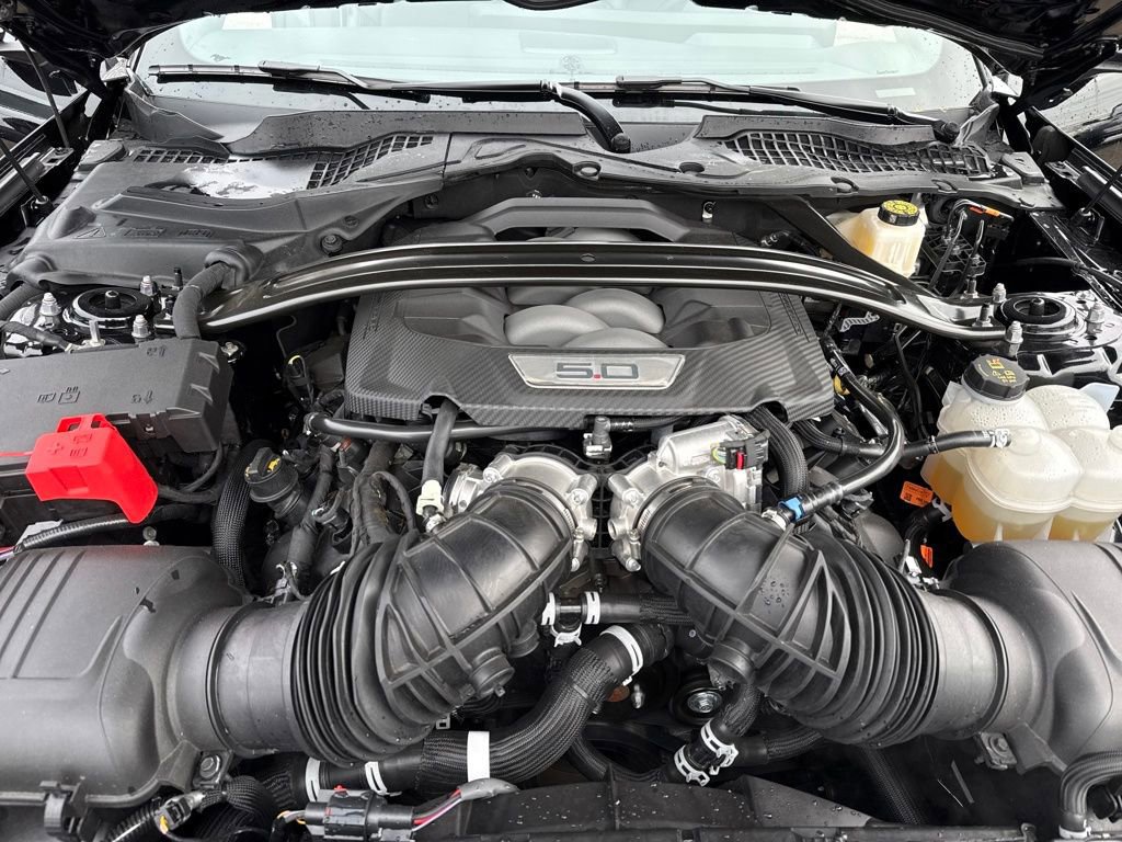 Certified 2025 Ford Mustang GT Premium image 35