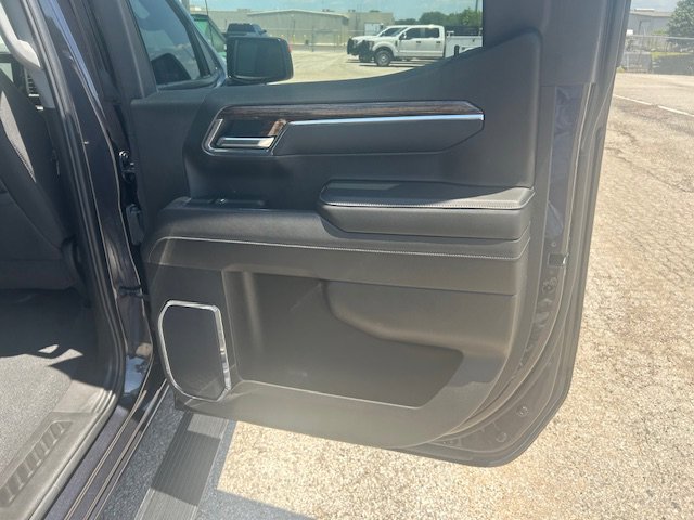 Used 2024 GMC Sierra 1500 Elevation RWD image 11
