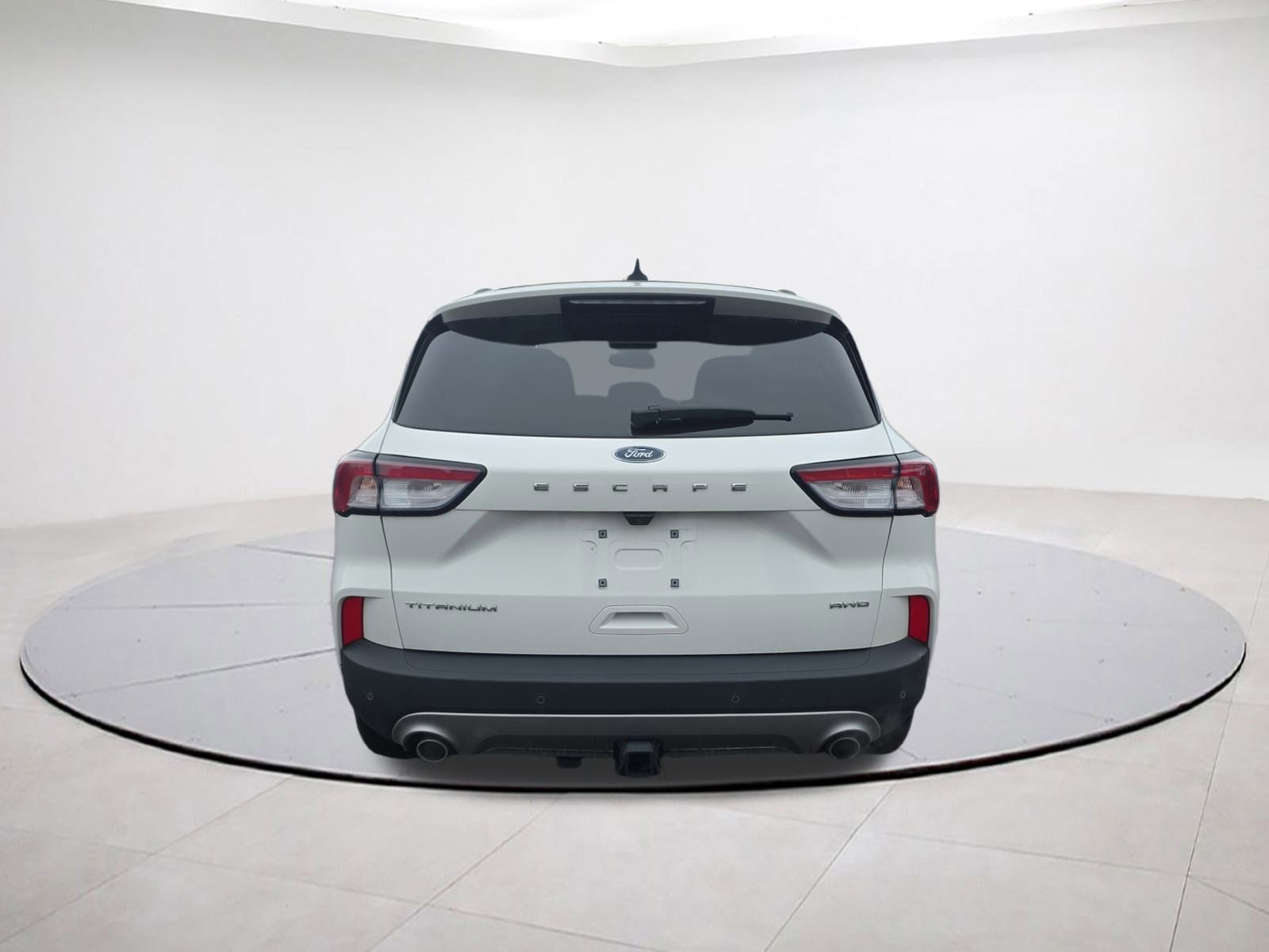 Certified 2022 Ford Escape Titanium w/ Titanium Elite Package image 4