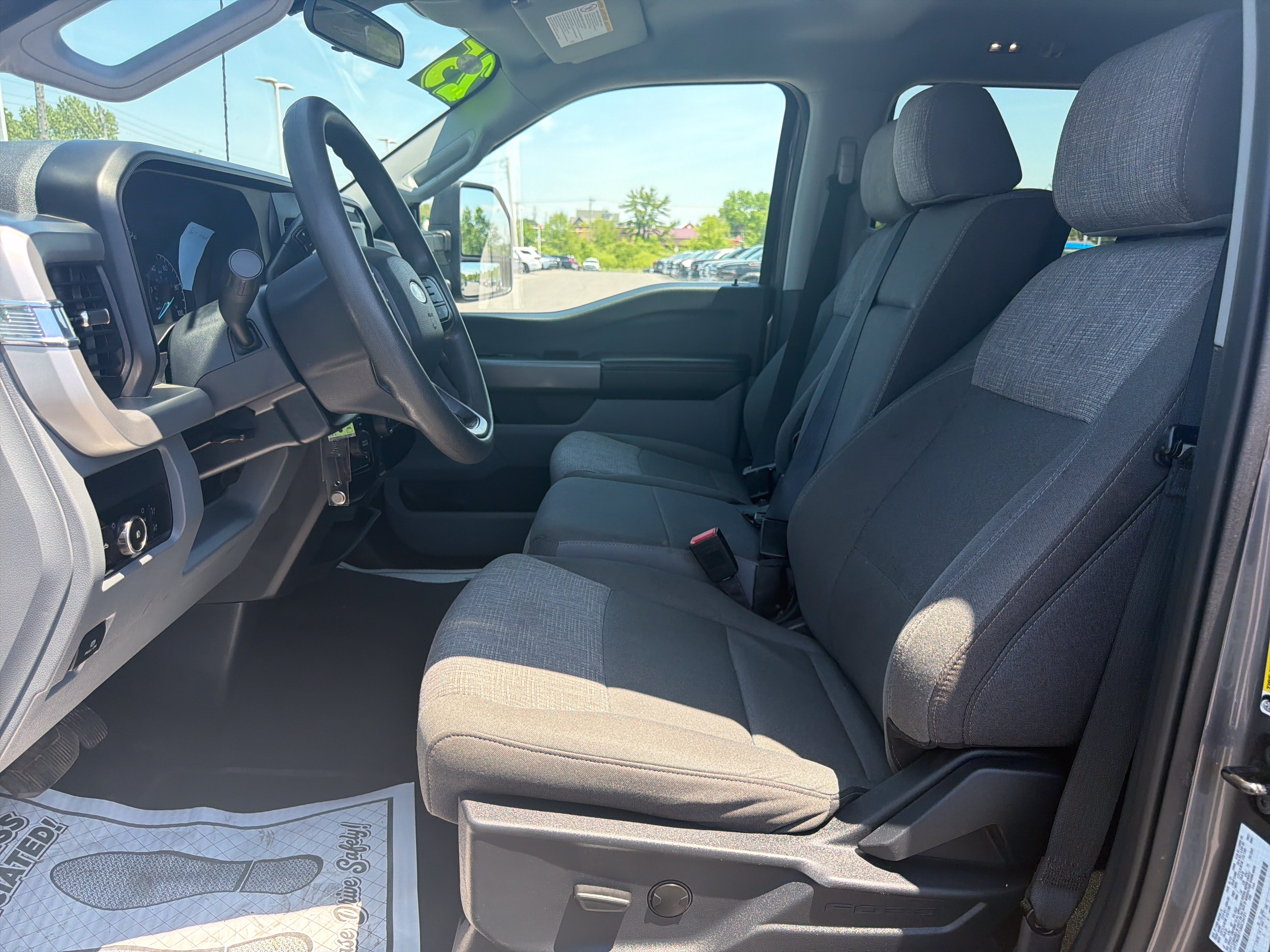 Certified 2025 Ford F250 XLT AWD/4WD image 12
