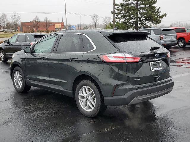 Certified 2023 Ford Edge SEL w/ Convenience Package AWD/4WD image 2