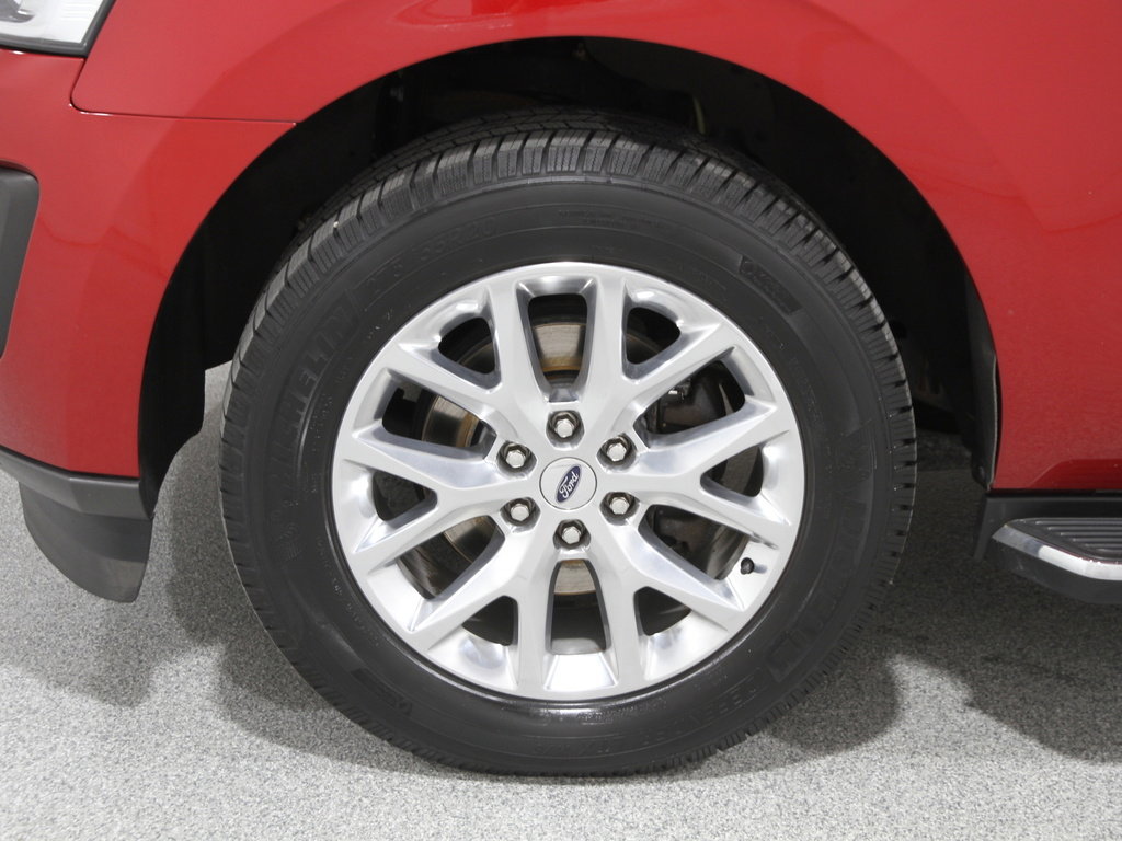 Certified 2020 Ford Expedition XLT w/ Equipment Group 202A image 25