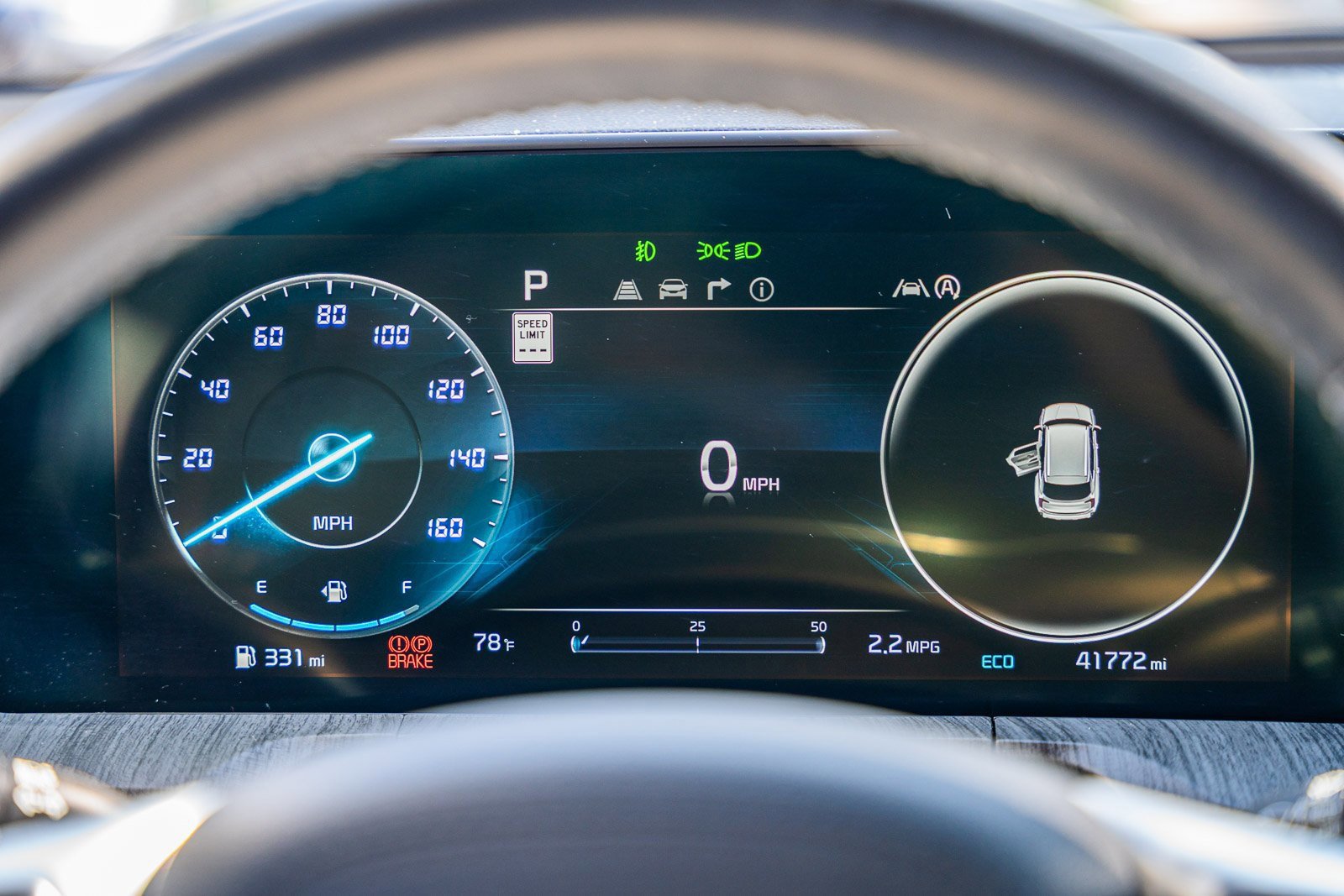 Used 2024 Kia Telluride SX w/ Towing Package image 23