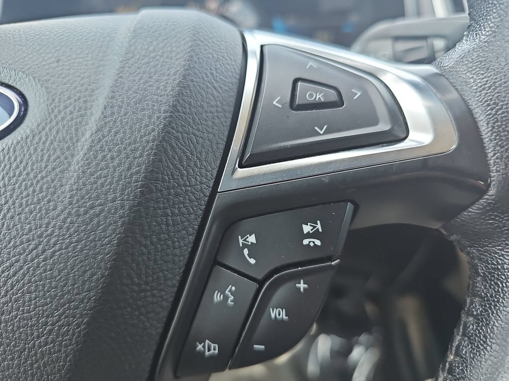 Certified 2022 Ford Edge SEL AWD/4WD image 17