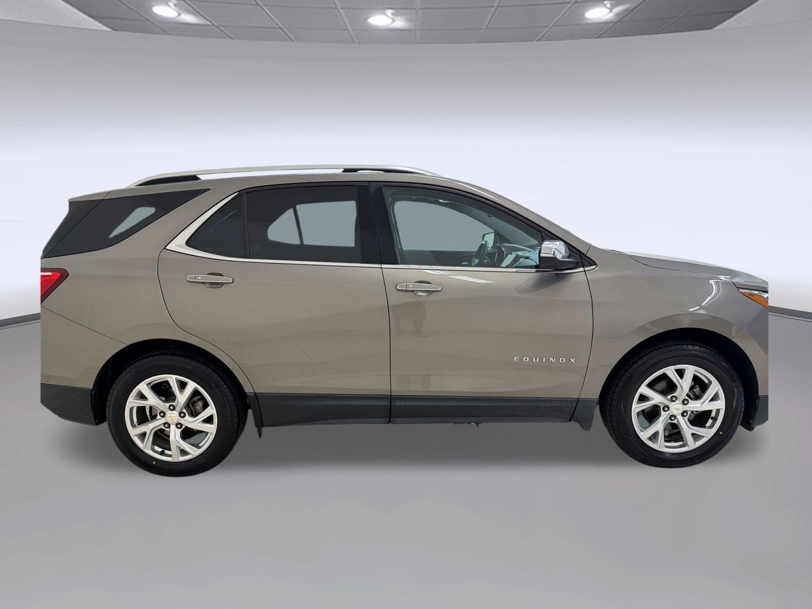 Used 2018 Chevrolet Equinox Premier AWD/4WD image 8