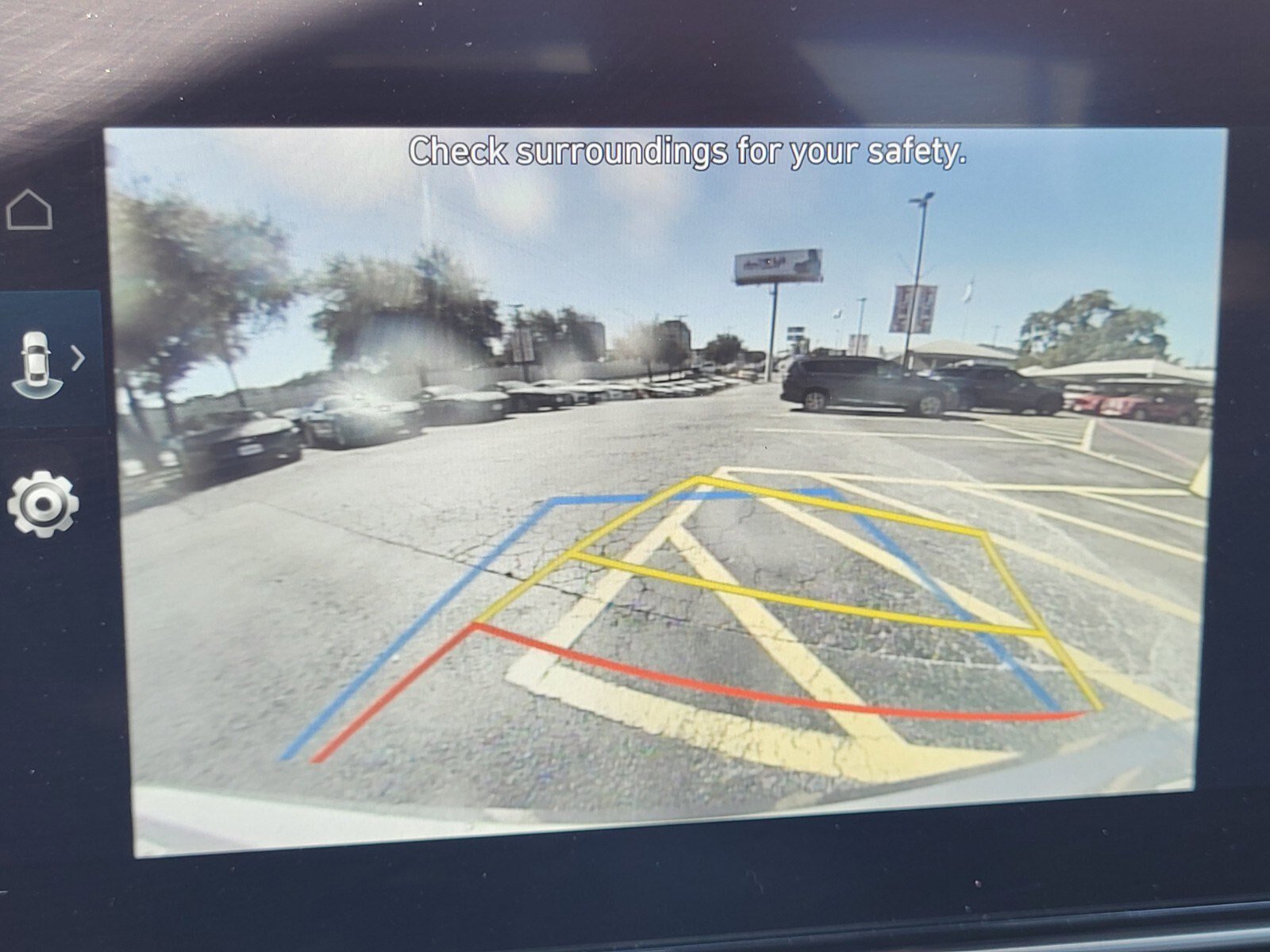 Used 2025 Hyundai Elantra SEL image 20