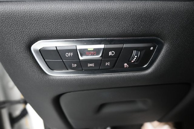 Used 2023 BMW X7 xDrive40i AWD/4WD image 20